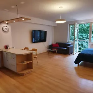https://apartman-46m2-s-balkonem-v-lazenskem-centru.karlovyvary-hotels.com